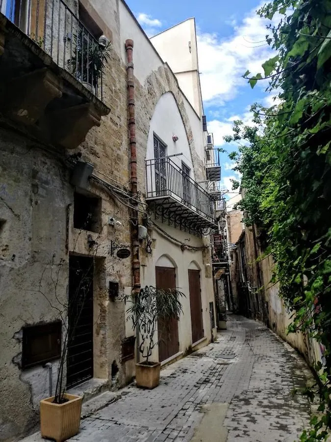 Arimatea Casa Vacanza Palermo 0*,  Italy